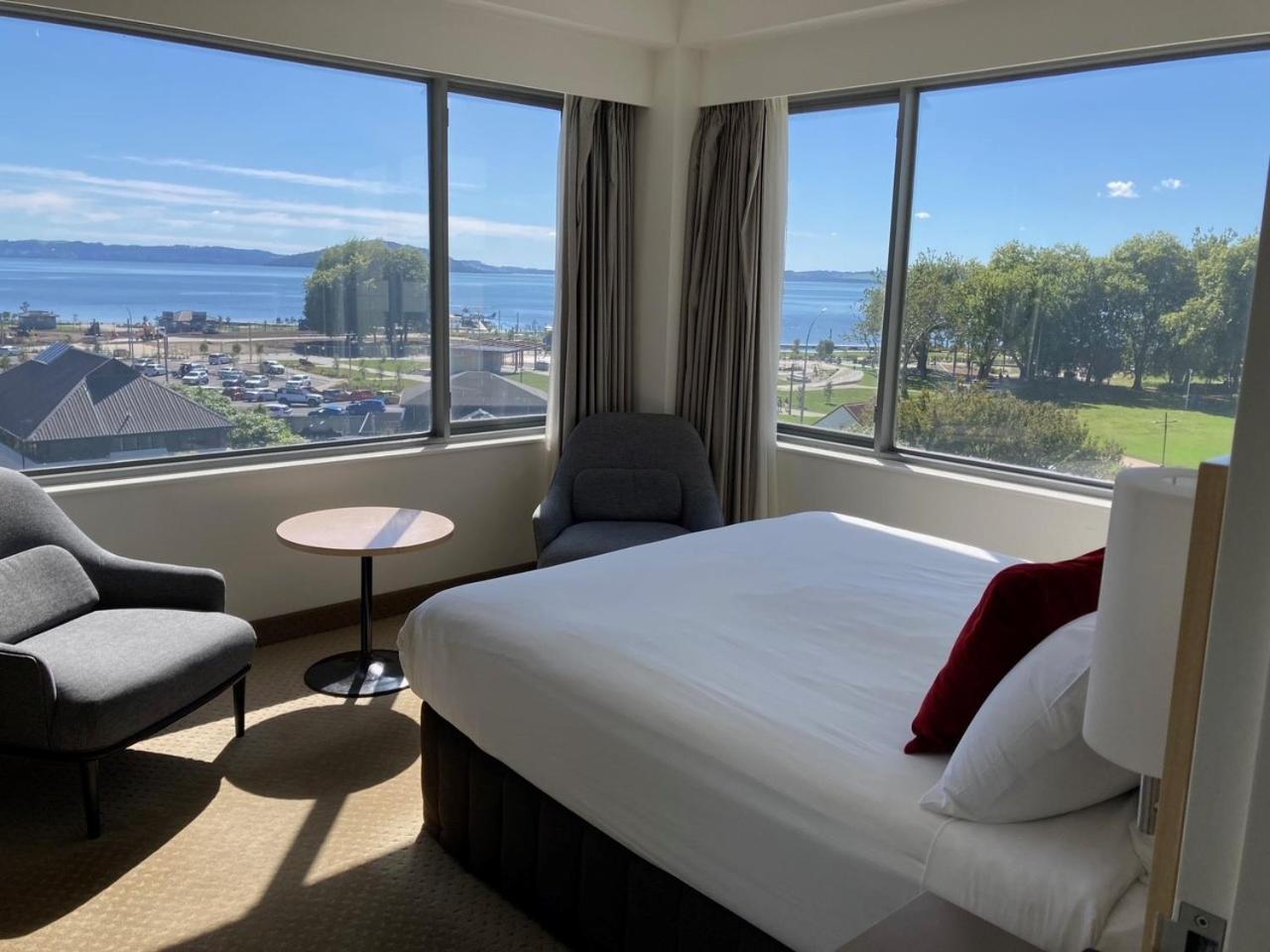 Novotel Rotorua Lakeside Exterior foto